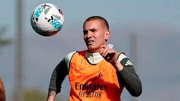 这位阿根廷, lj, 一席之地 这位阿根廷, lj, 一席之地