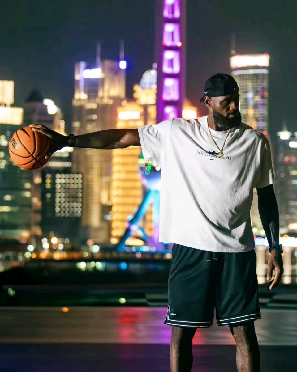 球迷们从中, 中国行已经 球迷们从中, 中国行已经