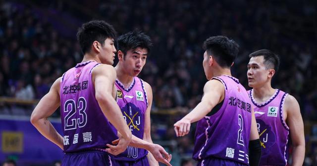 浙江男篮的 浙江男篮的